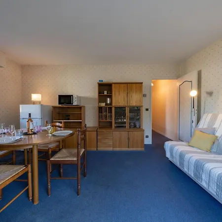 Apartamento Eugenie-3 By Interhome