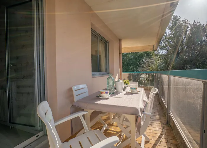 Eugenie-3 By Interhome Apartament