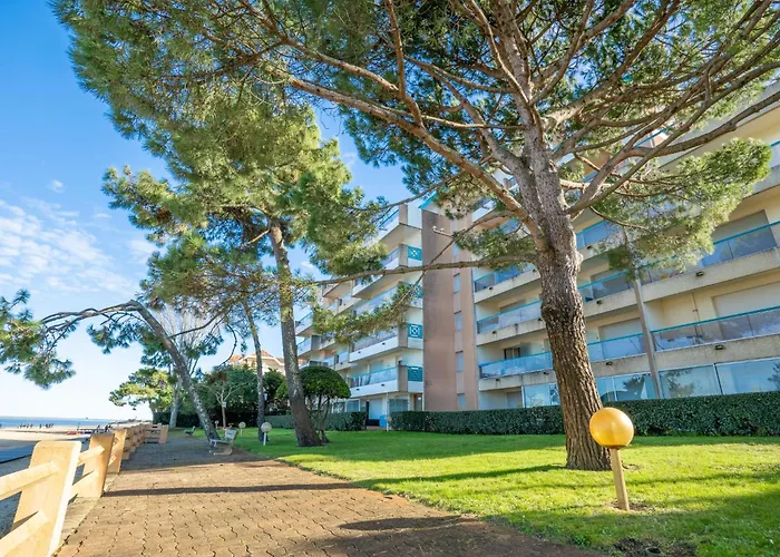 Eugenie-3 By Interhome